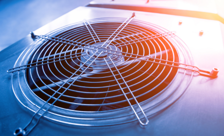 Ventilador da condensadora de ar-condicionado VRF responsável pelo fluxo de refrigerante.